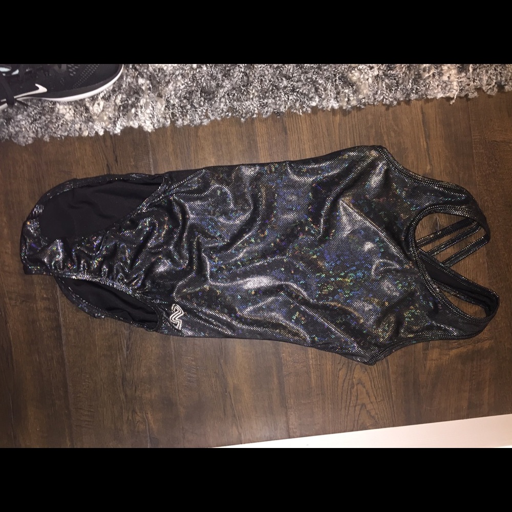 Gymnastics leotard